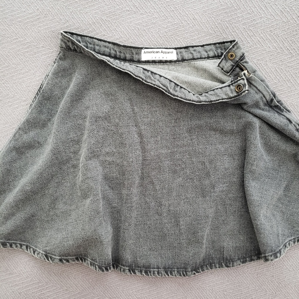 American Apparel Gray Denim Skater Skirt-Medium